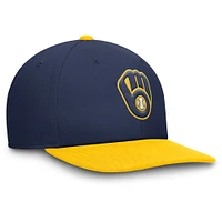Men's Nike Navy/Gold Milwaukee Brewers Pro Performance Snapback Hat