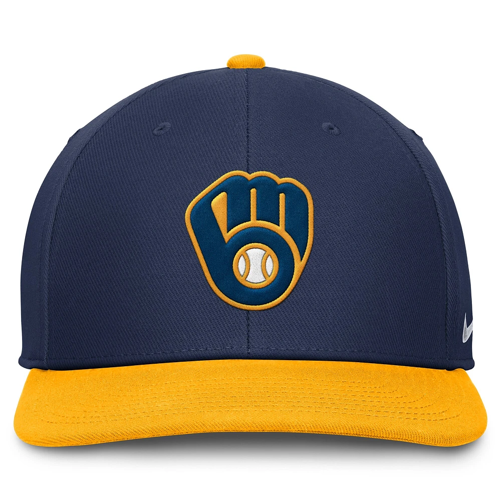 Men's Nike Navy/Gold Milwaukee Brewers Pro Performance Snapback Hat