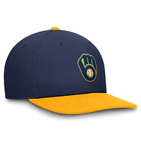 Men's Nike Navy/Gold Milwaukee Brewers Pro Performance Snapback Hat