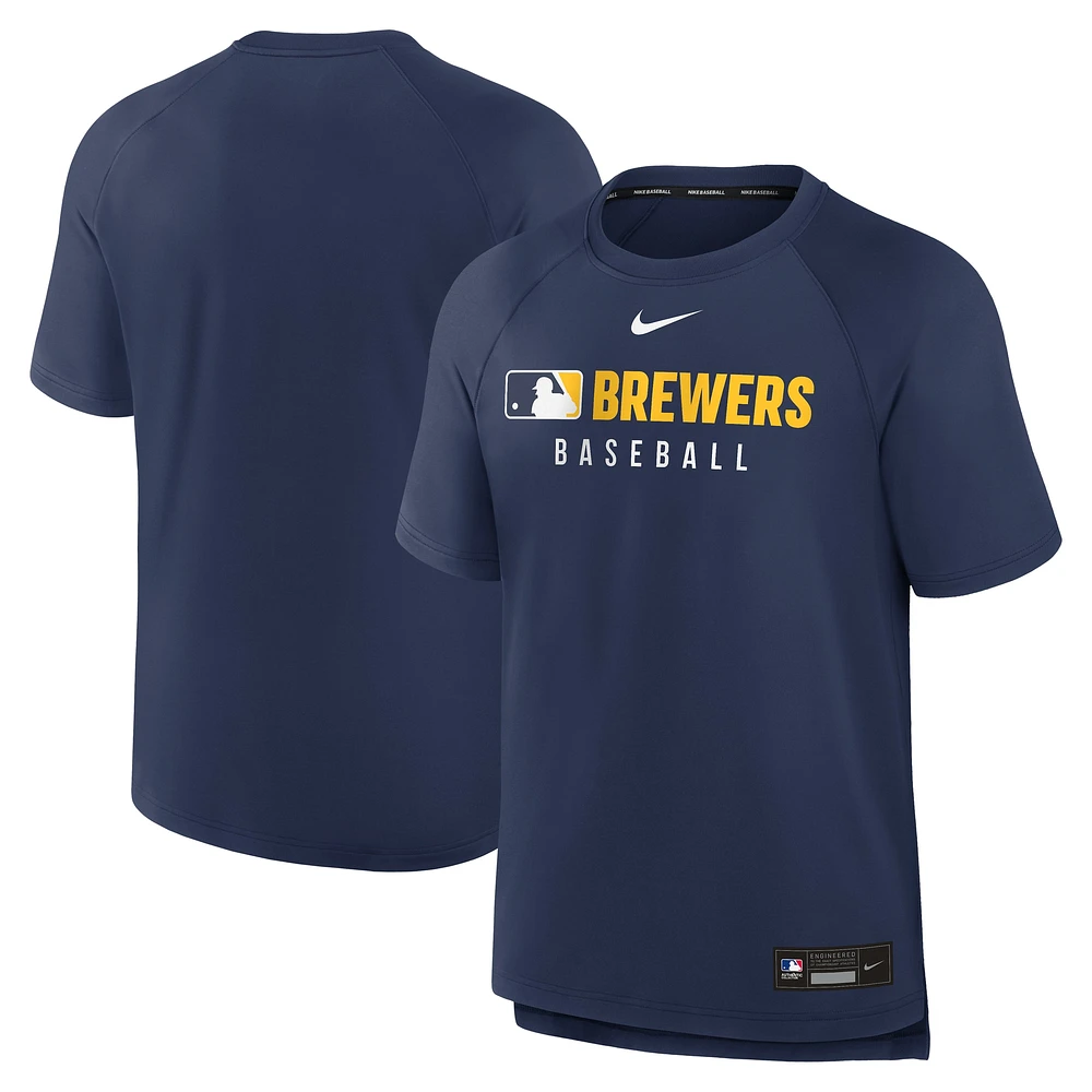 T-shirt Nike bleu marine authentique des Milwaukee Brewers pour homme, coupe raglan, collection pré-match