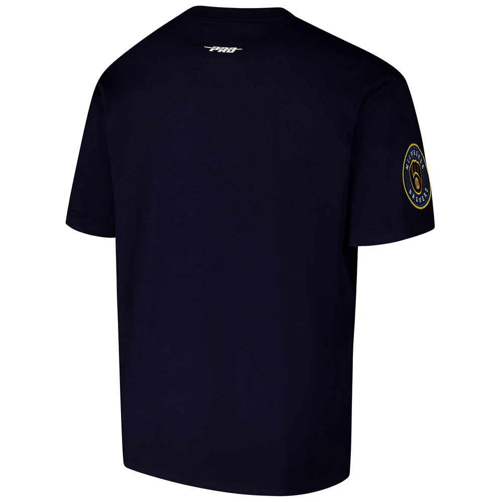 T-shirt à épaules tombantes Turn It Up Pro Standard bleu marine pour homme des Milwaukee Brewers