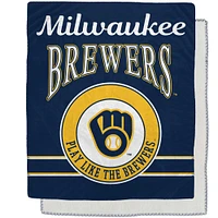 Couverture Sherpa en flanelle polaire avec emblème rétro des Milwaukee Brewers de 50 po x 60 po