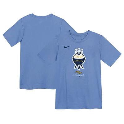 T-shirt Nike pour enfants d'âge préscolaire, bleu poudre, Milwaukee Brewers City Connect, grand logo