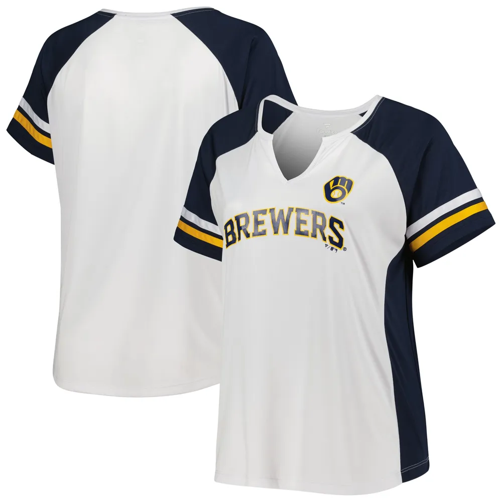 T-shirt blanc/bleu marine Milwaukee Brewers grande taille à encolure crantée pour femme