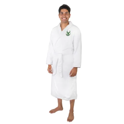 Milwaukee Bucks Bathletix Adult Bathrobe