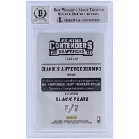 Giannis Antetokounmpo Milwaukee Bucks Autographié 2017-18 Panini Contenders Optic Draft Picks Plaque d'impression noire #18 #1/1 Beckett Fanatics Witnessed Authenticated 10 Card