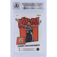 Carte 10 authentifiée autographiée par Giannis Antetokounmpo Milwaukee Bucks 2022-23 Panini Crown Royale Kaboom #8 Beckett Fanatics Witnessed