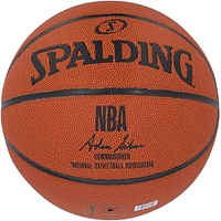 Ballon de basket Spalding White Panel autographié par Giannis Antetokounmpo des Milwaukee Bucks