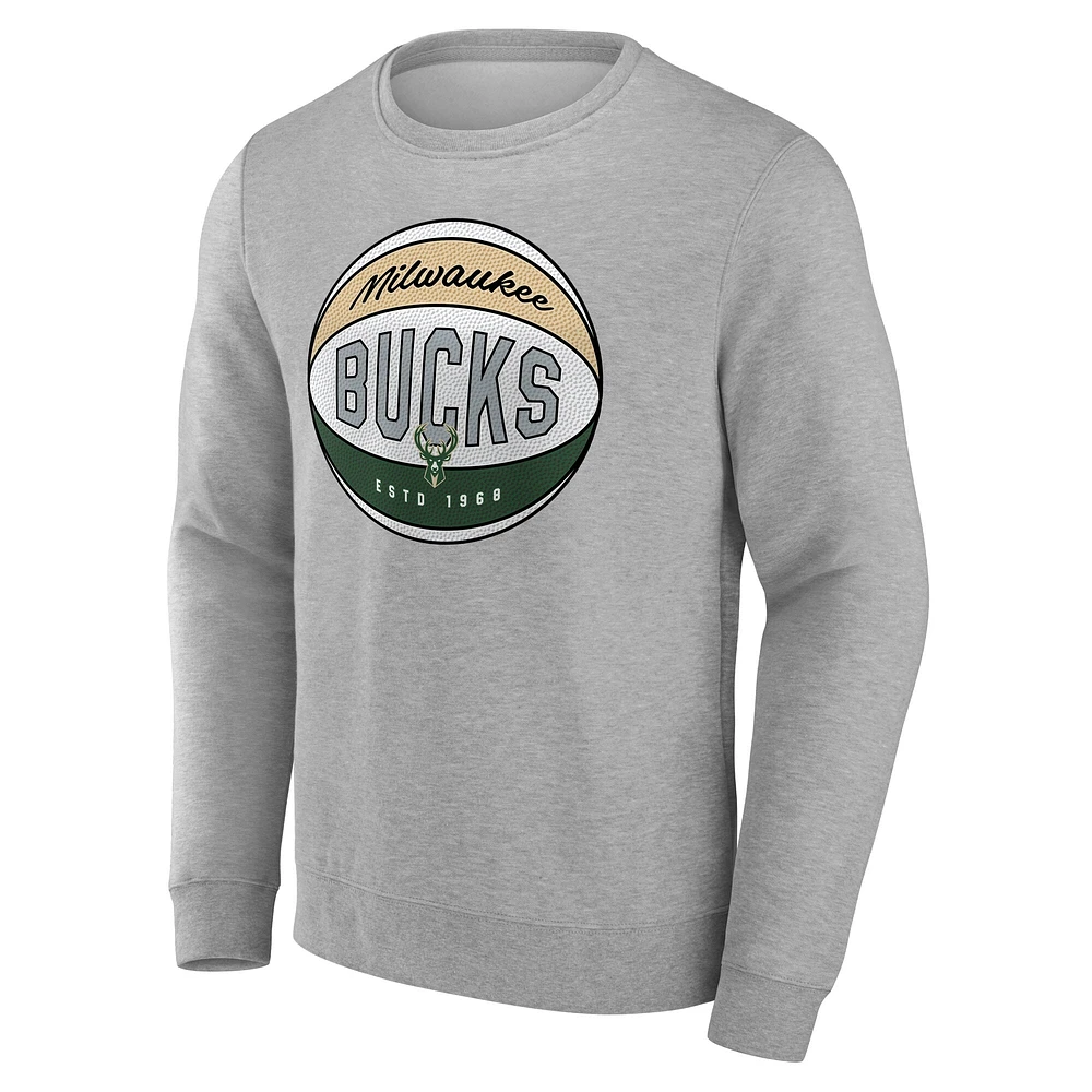 Sweat-shirt en polaire gris True Classics Hard Color de Milwaukee Bucks Fanatics pour homme