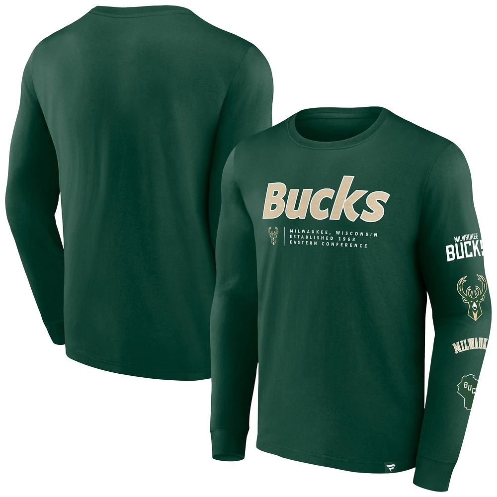 T-shirt à manches longues Fanatics Hunter Green Milwaukee Bucks Baseline pour hommes