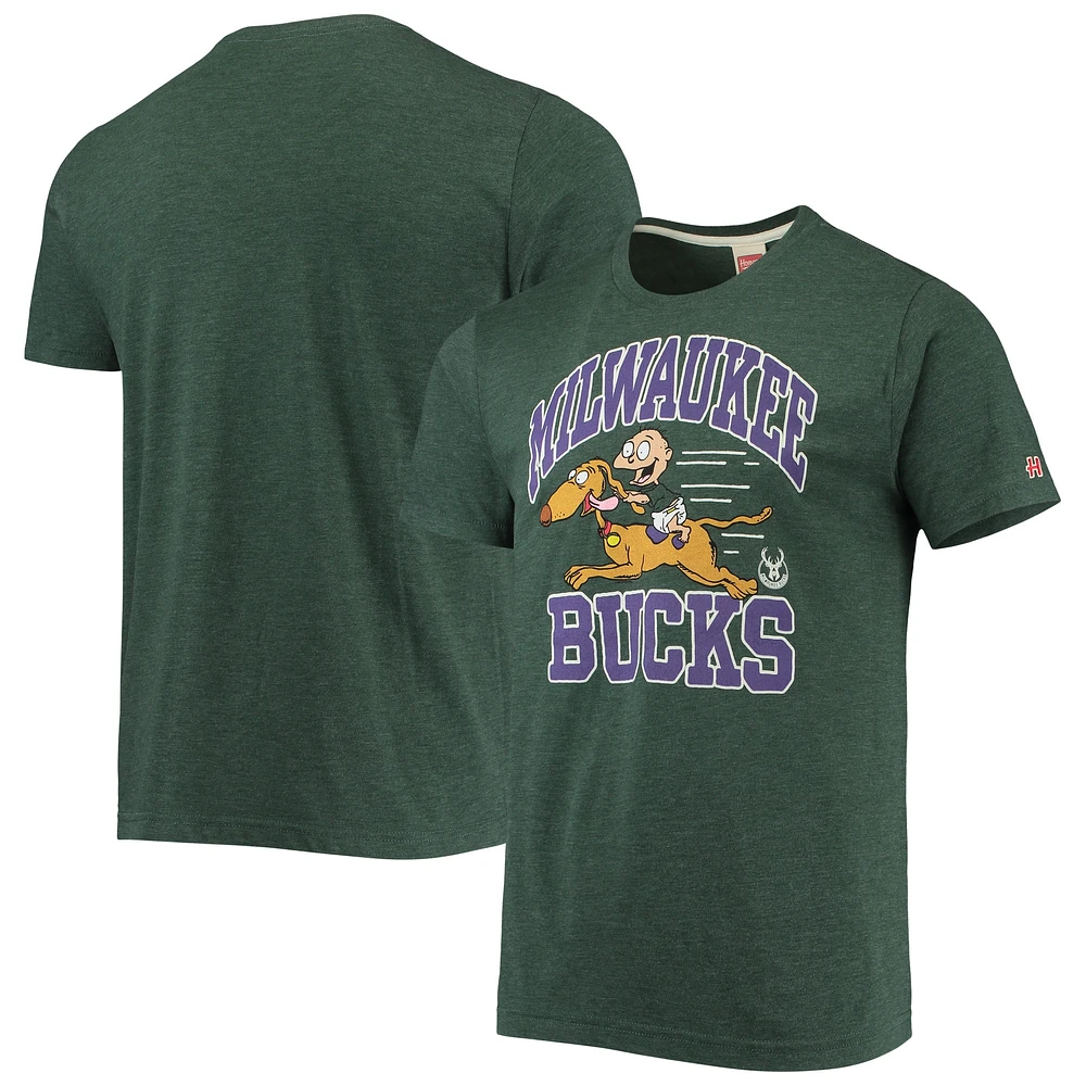 T-shirt à trois mélanges Hommage Hunter Green Milwaukee Bucks NBA x Razmoket pour homme