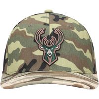 Men's Mitchell & Ness Camo Milwaukee Bucks Woodland Desert - Snapback Hat