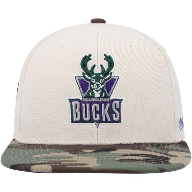 Casquette ajustée pour homme Mitchell & Ness Cream/Camo Milwaukee Bucks Hardwood Classics 40th Anniversary Off White Camo