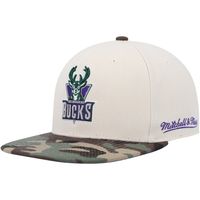 Men's Mitchell & Ness Cream/Camo Milwaukee Bucks Hardwood Classics 40th Anniversary Off White Camo Fitted Hat