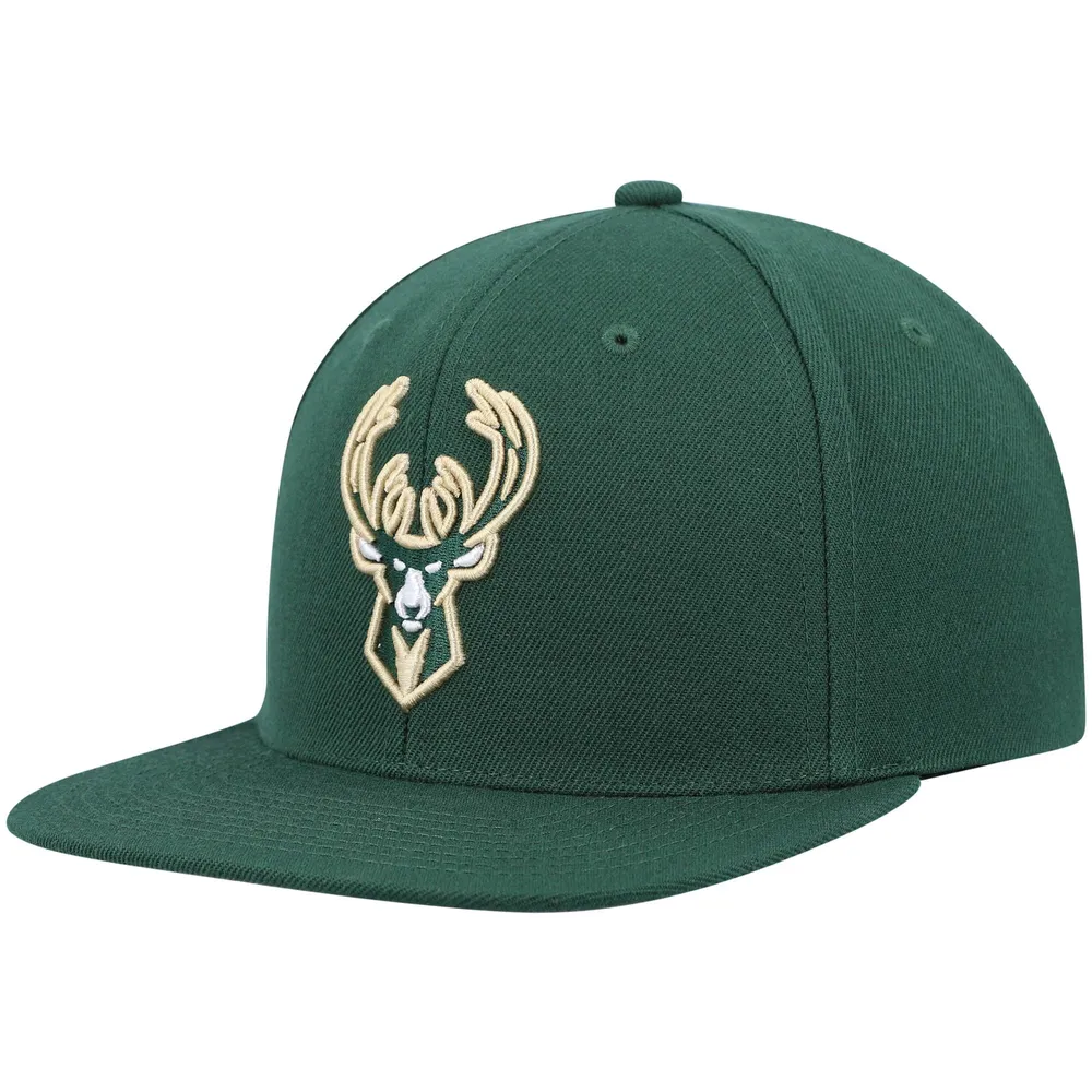 Men's Mitchell & Ness Hunter Green Milwaukee Bucks Ground 2.0 Snapback Hat