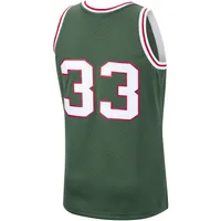 Youth Mitchell & Ness Kareem Abdul-Jabbar Green Milwaukee Bucks 1970-71  Hardwood Classics Swingman Jersey