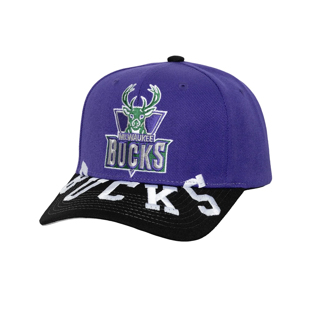 Casquette snapback bicolore Mitchell & Ness Milwaukee Bucks Underarch pour homme, violet/noir