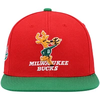 Men's Mitchell & Ness Red/Green Milwaukee Bucks Hardwood Classics Snapback Hat