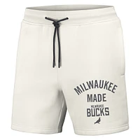 Short en polaire épais pour hommes NFL x Staple crème Milwaukee Bucks Pigeon