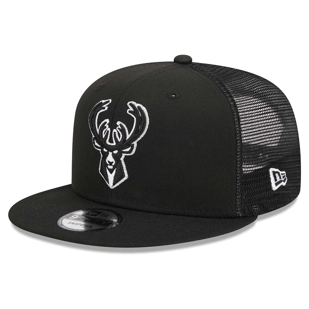 Casquette de camionneur à visière snapback Milwaukee Bucks 9FIFTY New Era noire pour homme
