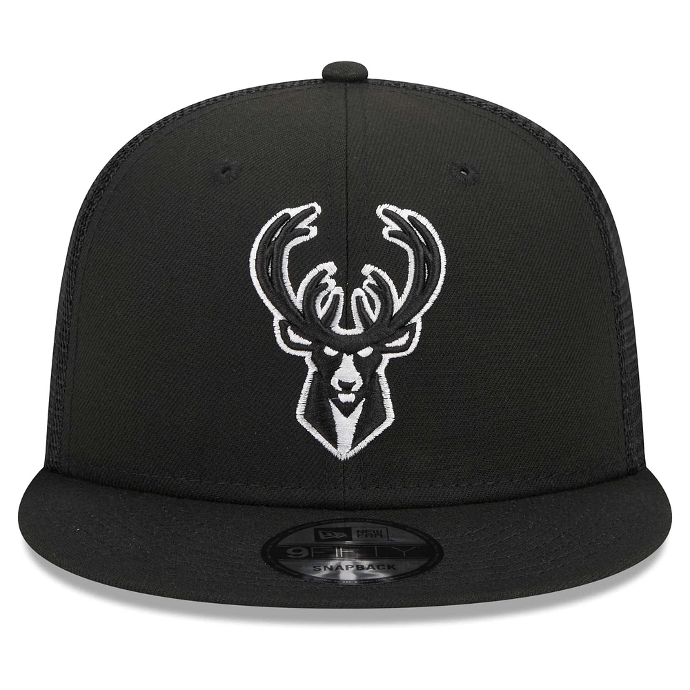 Casquette de camionneur à visière snapback Milwaukee Bucks 9FIFTY New Era noire pour homme