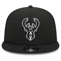 Casquette de camionneur à visière snapback Milwaukee Bucks 9FIFTY New Era noire pour homme
