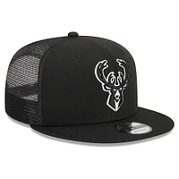Casquette de camionneur à visière snapback Milwaukee Bucks 9FIFTY New Era noire pour homme