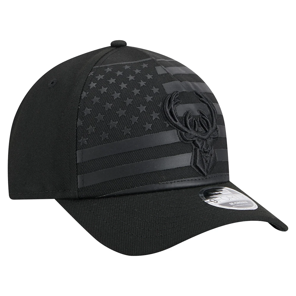 Casquette ajustable A-Frame 9FORTY Game Day Flag des Milwaukee Bucks de New Era pour homme