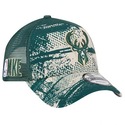 Men's New Era Hunter Green/Cream Milwaukee Bucks Tip Off A-Frame Trucker 9FORTY Adjustable Hat