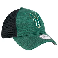 Men's New Era Hunter Green Milwaukee Bucks Active Tech Neo Flex 39THIRTY Hat