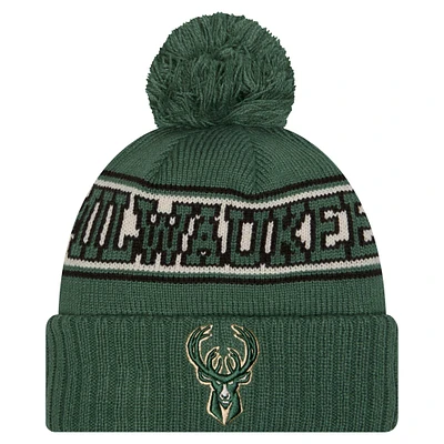 Bonnet en tricot à revers rétro Milwaukee Bucks Hunter Green New Era pour homme avec pompon