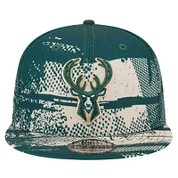 Men's New Era Hunter Green Milwaukee Bucks Tip-Off 9FIFTY Snapback Hat