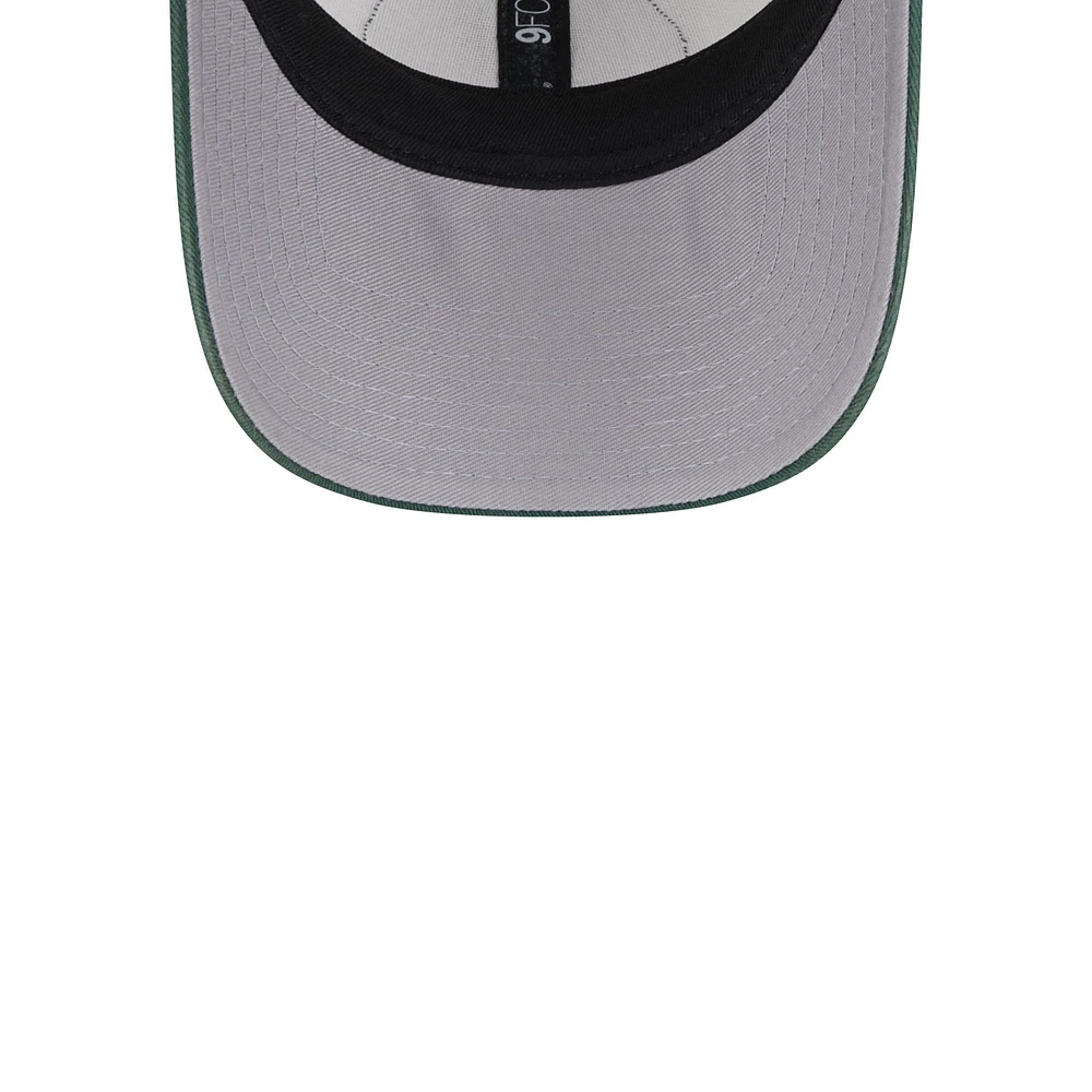 Casquette ajustable 9FORTY Milwaukee Bucks Throwback Patch Trucker 9FORTY kaki/vert chasseur New Era pour hommes