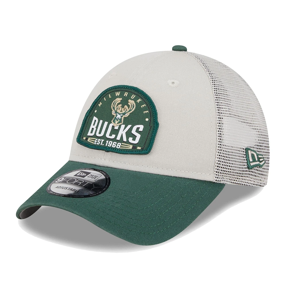 Men's New Era Khaki/Hunter Green Milwaukee Bucks Throwback Patch Trucker 9FORTY Adjustable Hat