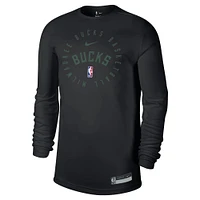 T-shirt à manches longues Nike noir Milwaukee Bucks 2024/25 Legend On-Court Practice pour homme