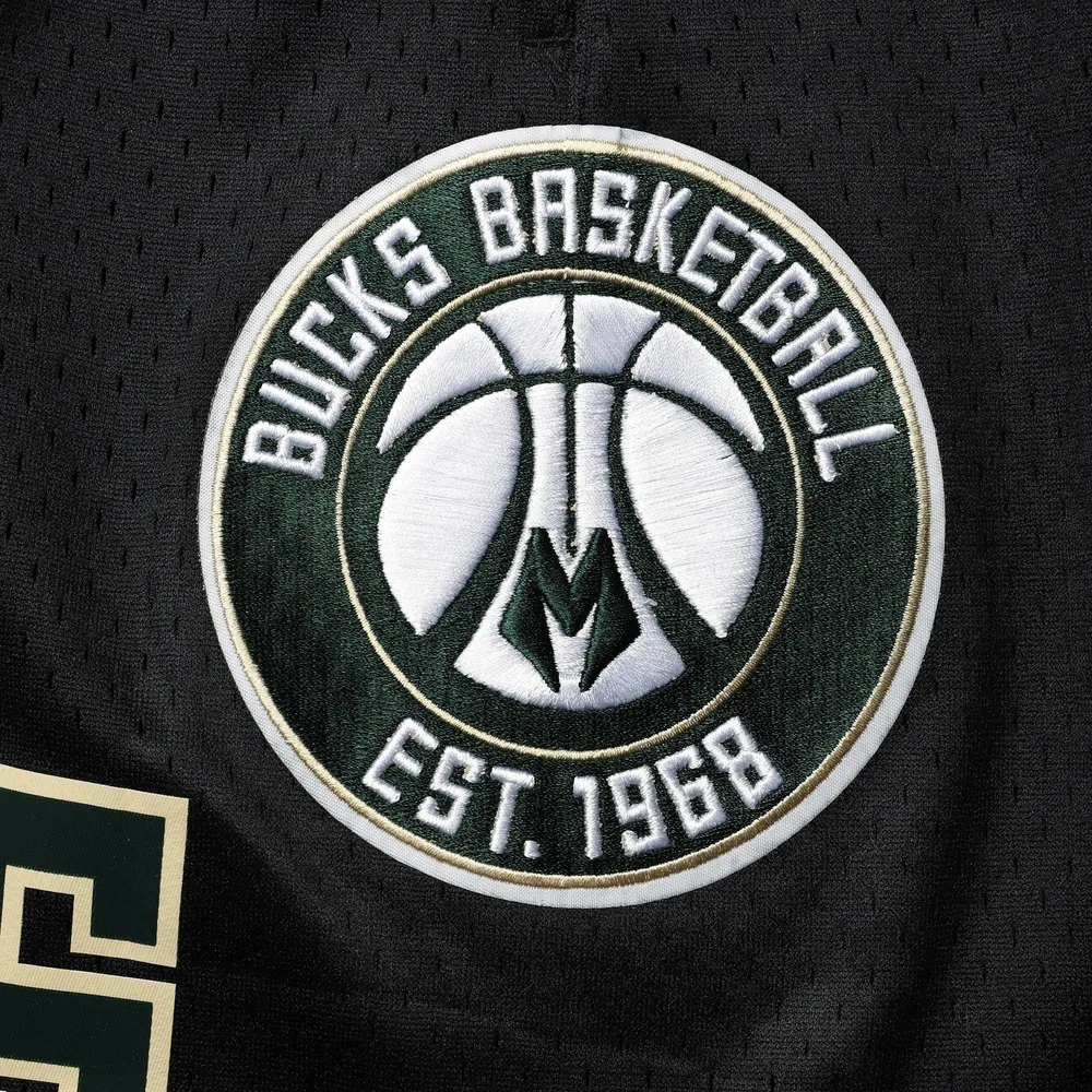 Men's Pro Standard Black Milwaukee Bucks Mesh Capsule Shorts