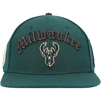 Men's Pro Standard Hunter Green Milwaukee Bucks Old English Snapback Hat