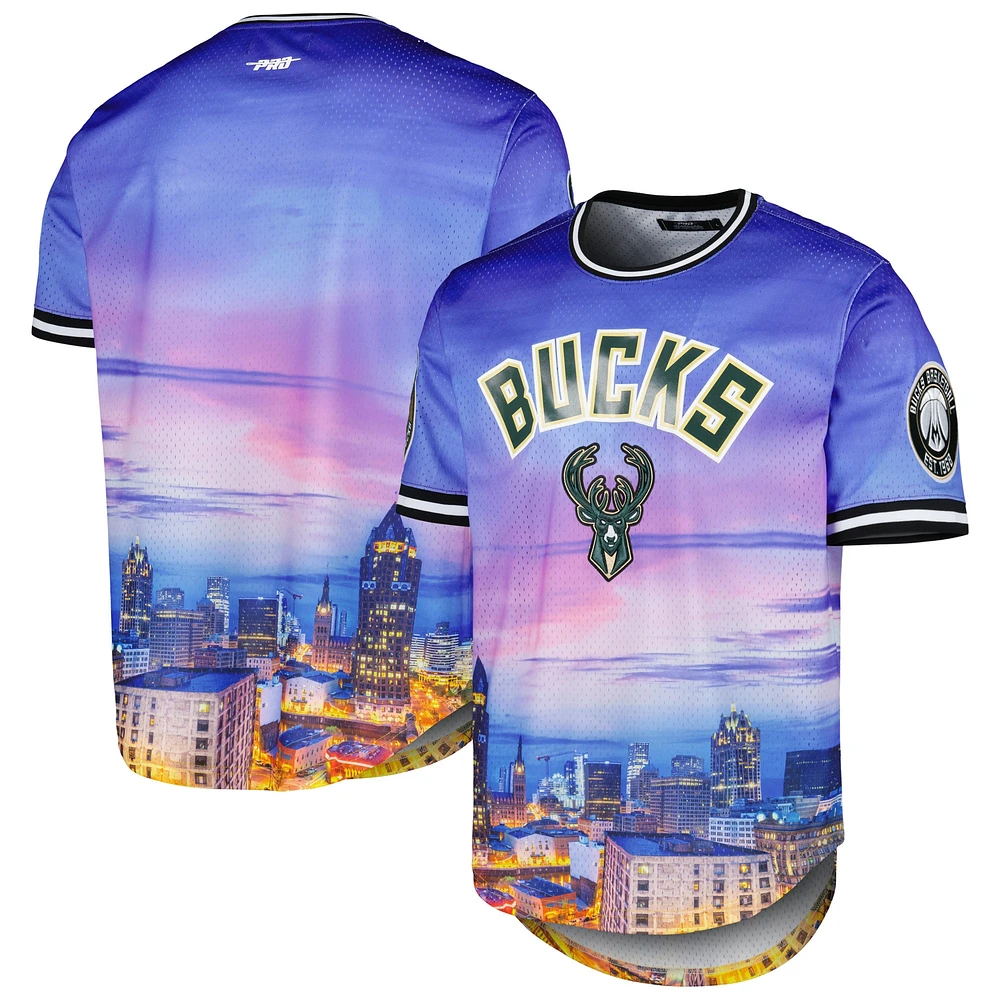 Men's Pro Standard Milwaukee Bucks Cityscape Stacked Logo T-Shirt