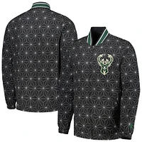 Veste universitaire Starter Black Milwaukee Bucks In-Field Play Fashion en satin à glissière pleine longueur pour homme