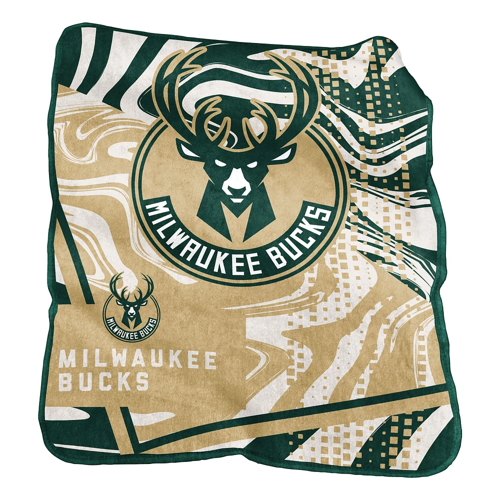 Milwaukee Bucks 50'' x 60'' Raschel Blanket