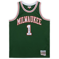 Oscar Robertson Milwaukee Bucks Autographed Mitchell & Ness Green Replica Jersey