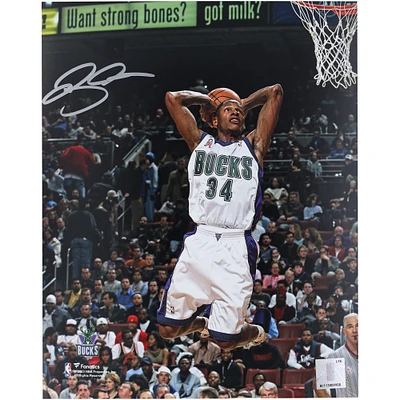 Ray Allen Milwaukee Bucks Autographed 8" x 10" Two Hand Dunk Photograph