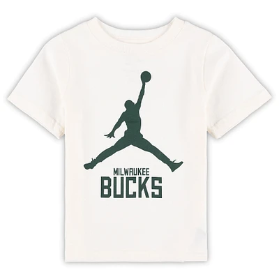 T-shirt Jumpman essentiel Jordan Brand Milwaukee Bucks crème pour tout-petit