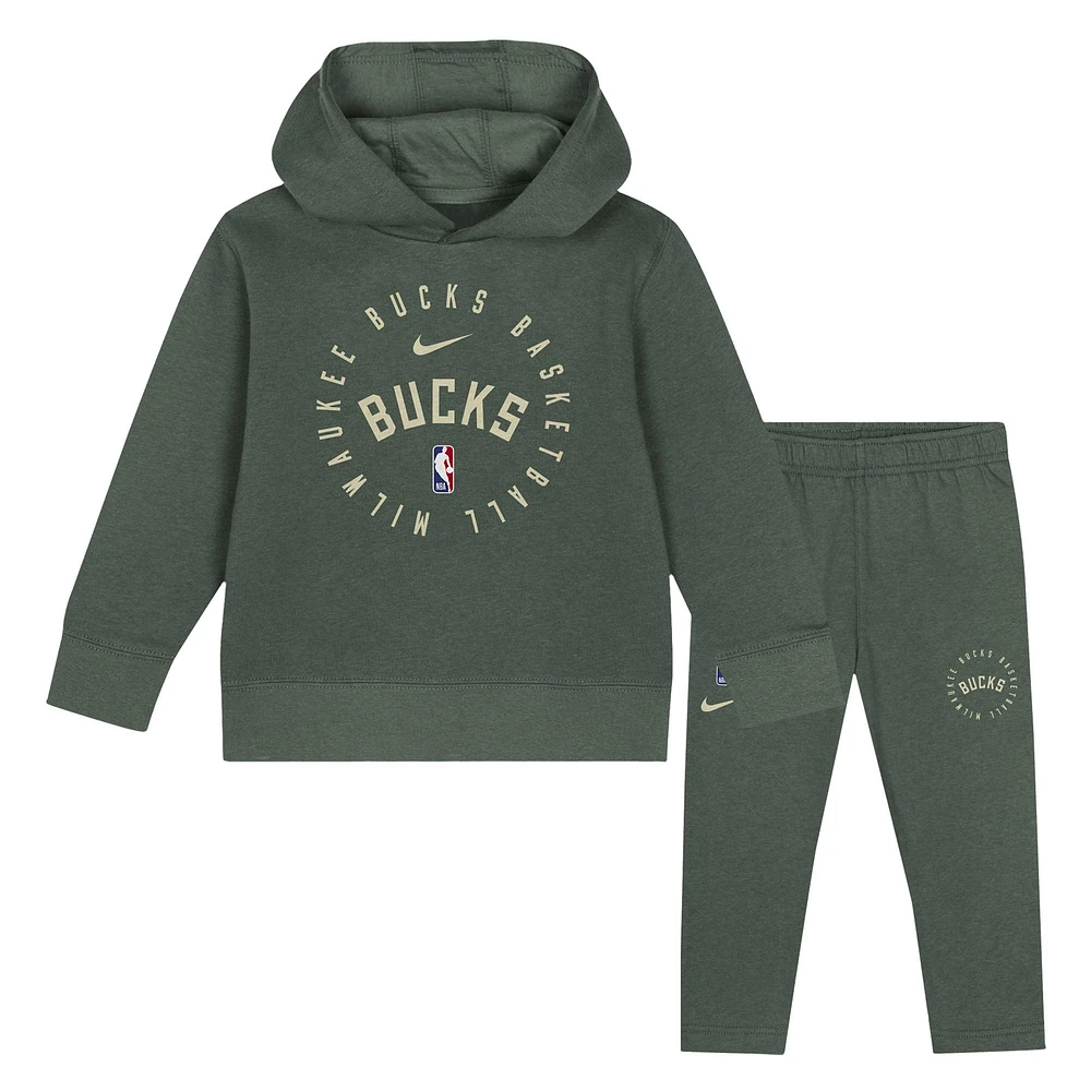 Ensemble sweat à capuche et pantalon de survêtement Nike Hunter Green Milwaukee Bucks Practice Club pour tout-petit