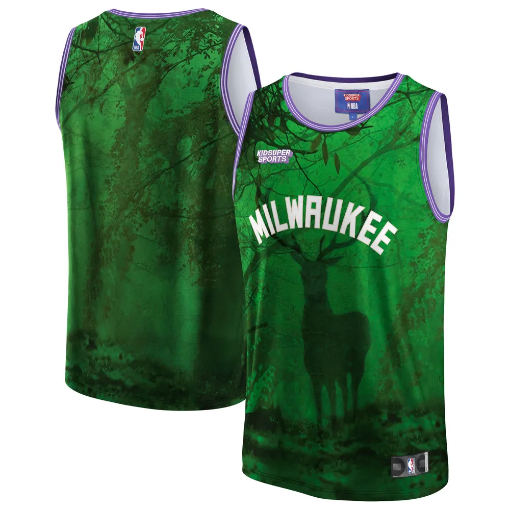 Maillot unisexe NBA & KidSuper Studios by Fanatics Vert Milwaukee Bucks Hometown