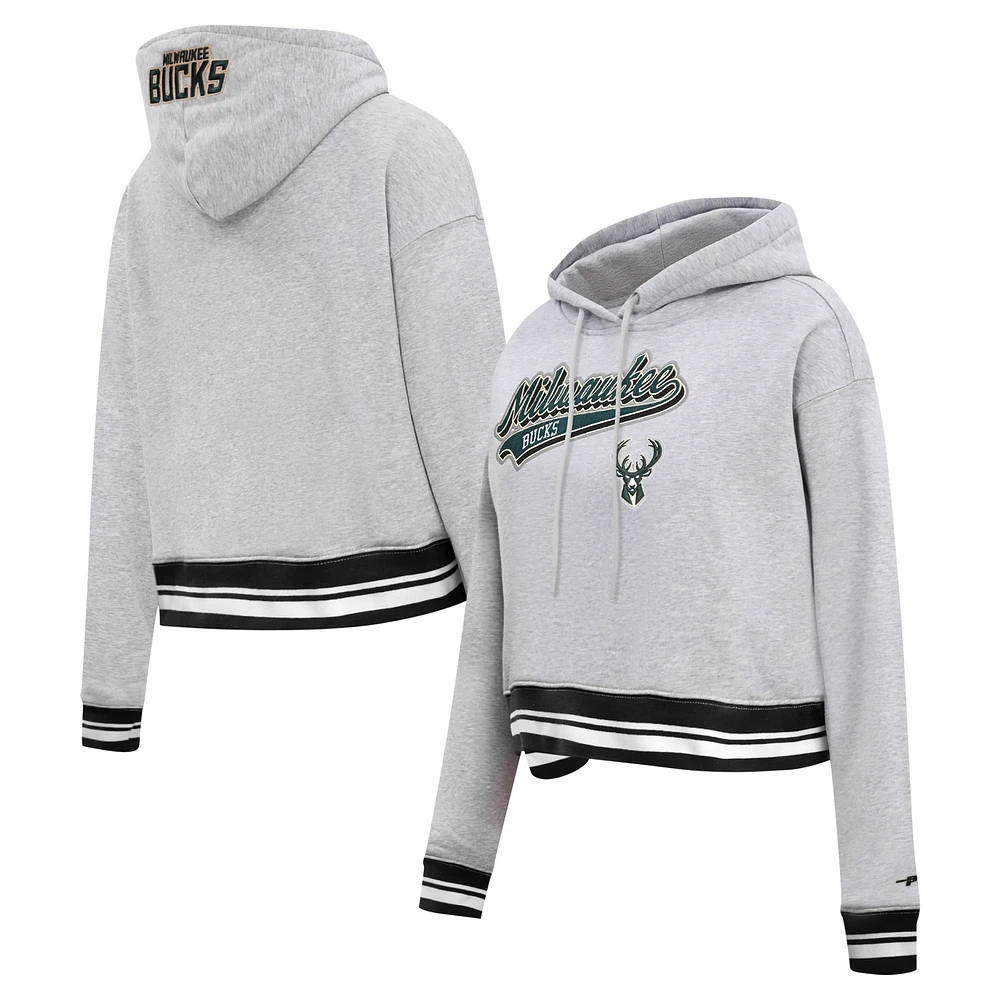 Sweat à capuche court Pro Standard Heather Grey Milwaukee Bucks Script Tail pour femmes