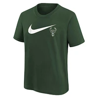 T-shirt Nike Hunter Green Milwaukee Bucks Swoosh pour jeunes