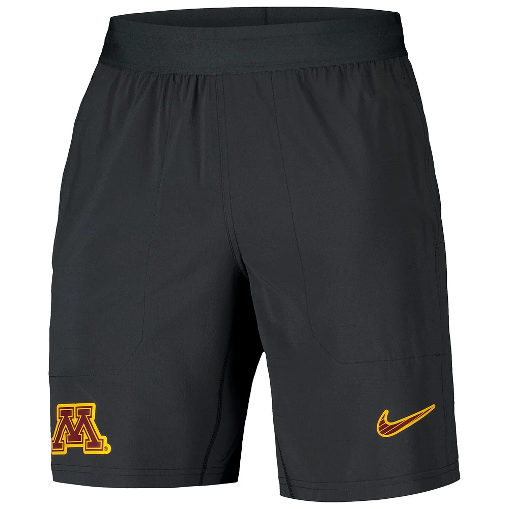 Men's Nike Anthracite Minnesota Golden Gophers 2024/25 Sideline Performance Woven Shorts