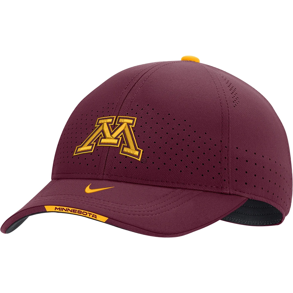 Men's Nike Maroon Minnesota Golden Gophers 2022 Sideline Classic99 Swoosh Performance Flex Hat