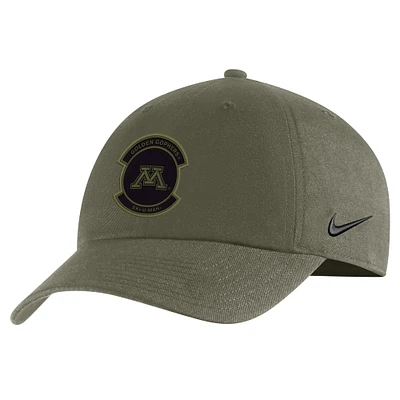 Casquette réglable Heritage86 Nike Hunter Green Minnesota Golden Gophers Military Pack pour hommes